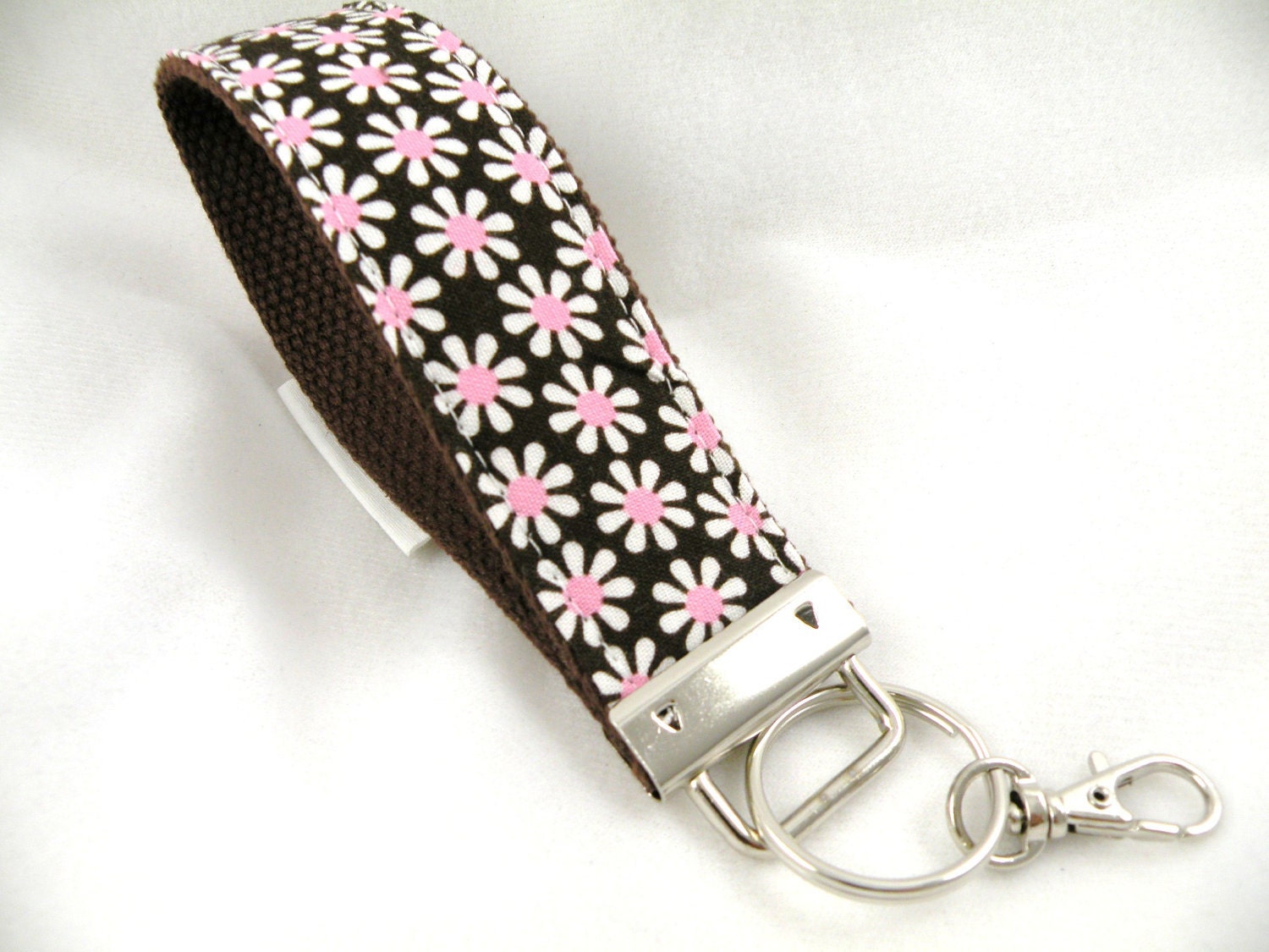 Key Fob--Key Chain--Wristlet-with Swivel Hook--Pink-White-Brown Daisies