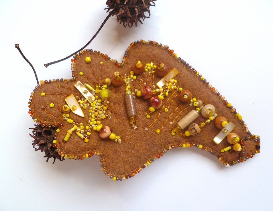 SALE Quercus IV, fiber art felt large pin, bead embroidery brooch
