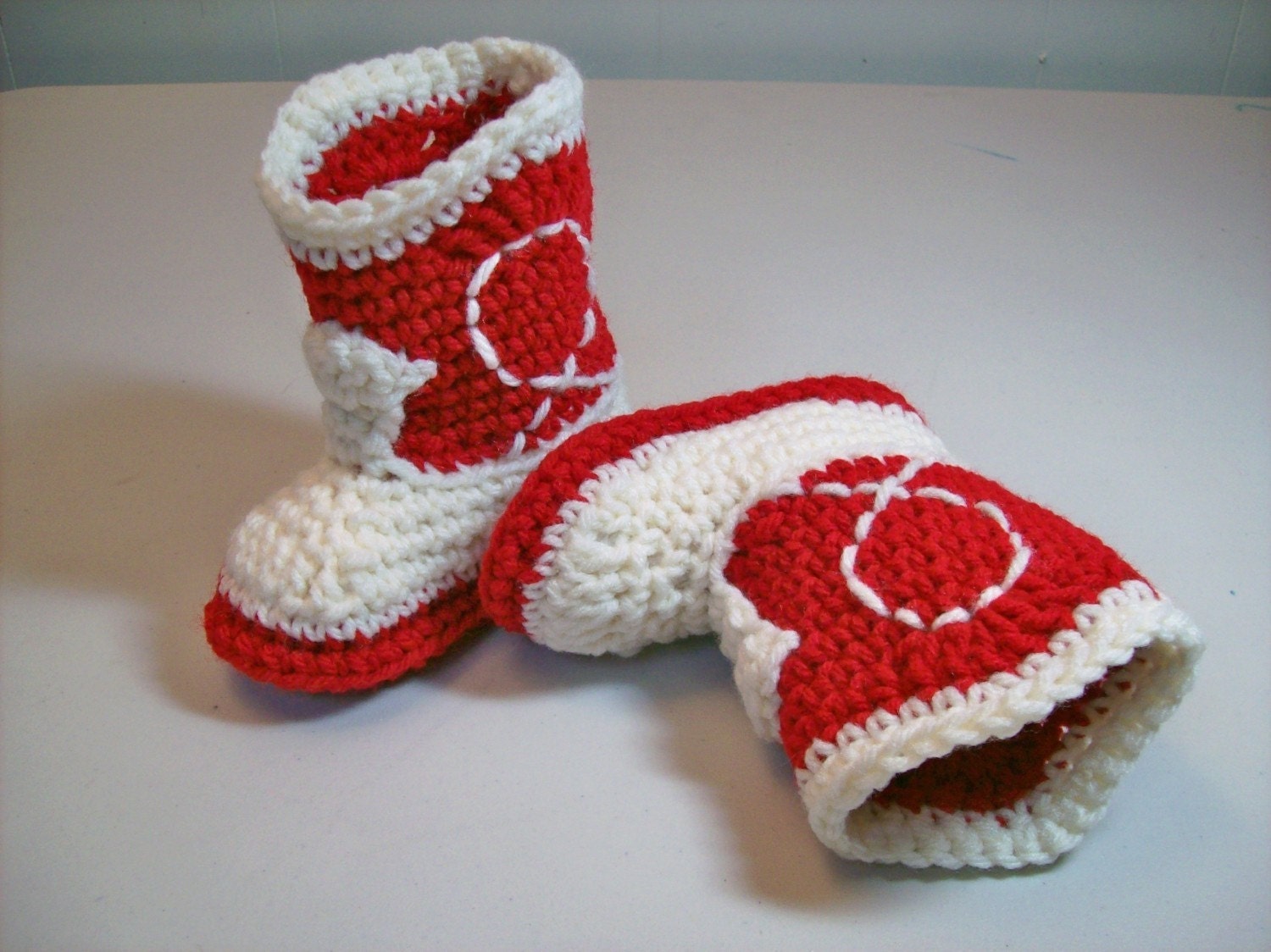 Cowboy Baby  Booties  Red and Ivory  Crochet Cowboy Boots