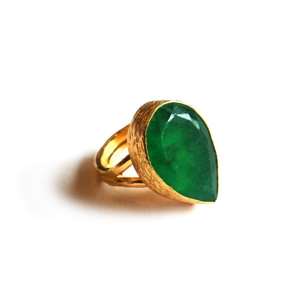 Green Jade Ring Tear Drop Cut