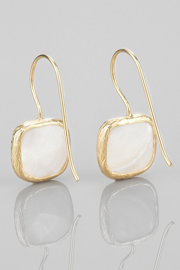 Creamy White Mother of Pearl Earrings in Gold