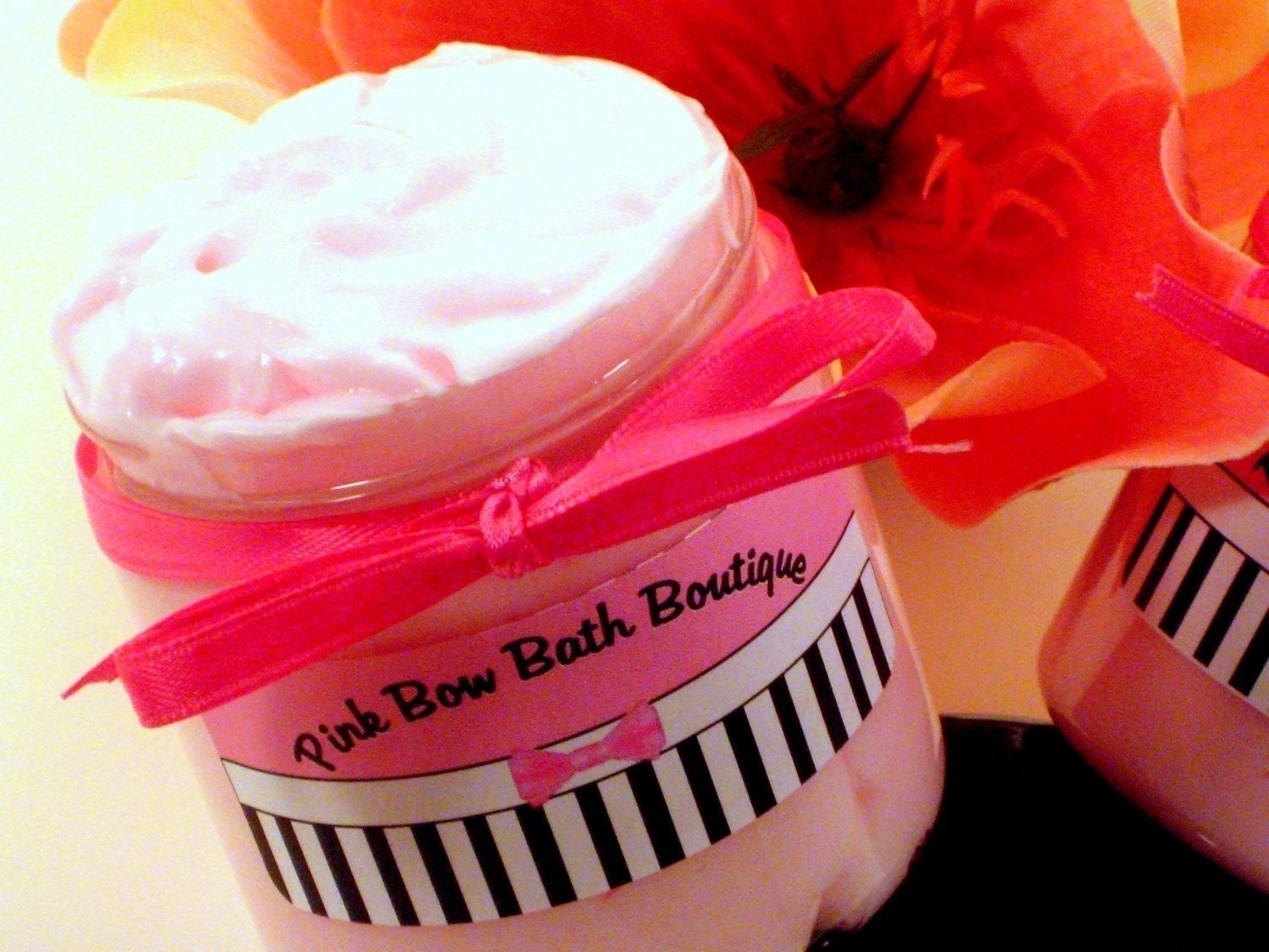 Pink Jasmine (type) Whipped Body Frosting enriched with Sweet Almond Oil and Apricot Kernel Oil