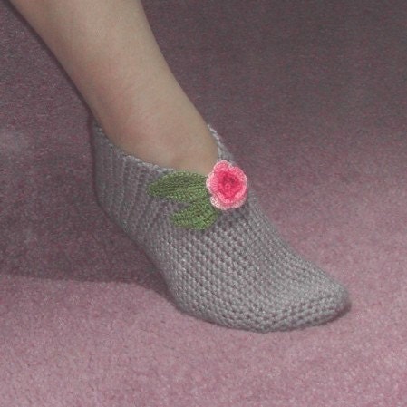 World's Easiest Crocheted Slippers Pattern