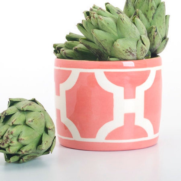 Peony Vase in Hampton Links Posey Colorway
