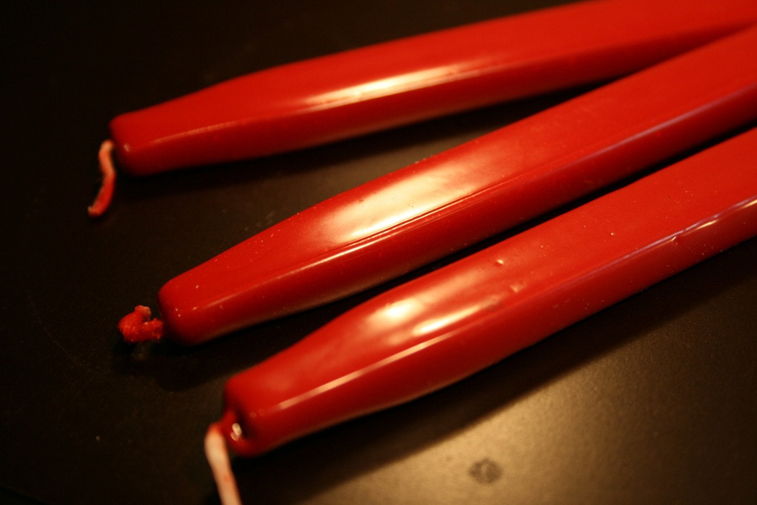Sealing wax - Dark Red - 5 sticks - With a Wick