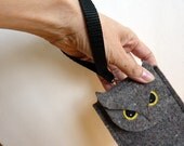 Wrist strap for your felt gadget case (case not included)