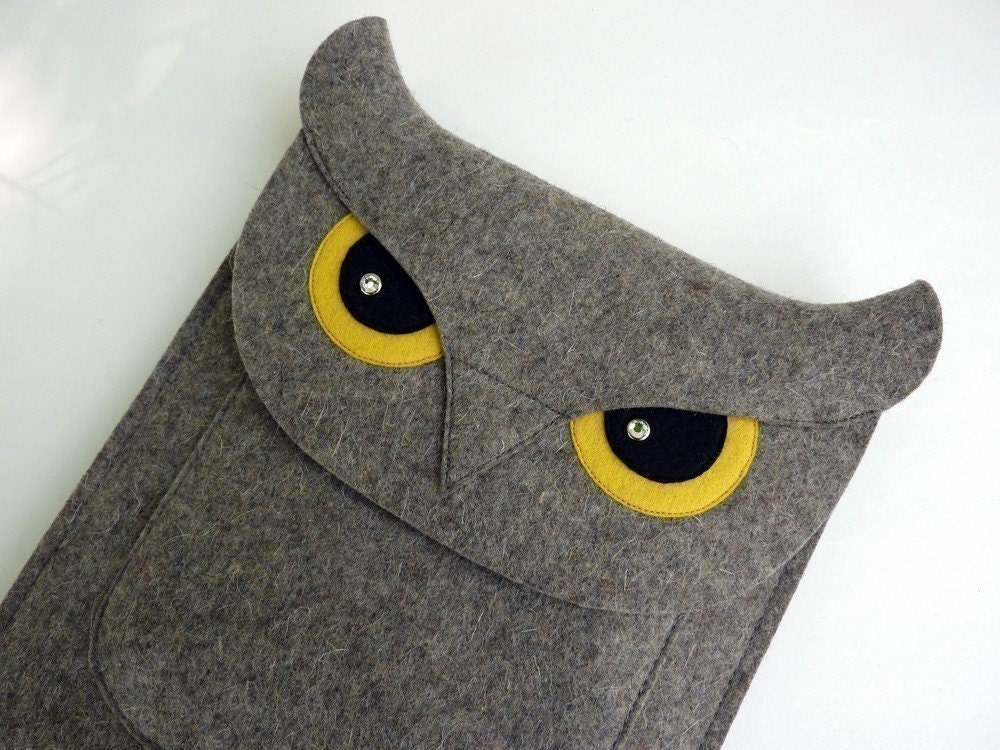 iPad 1 sleeve - Owl - Gray designer felt