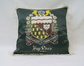 50s 60s Pillow Vintage Green Satin Souvenir Cover NORTHWEST TERRITORIES