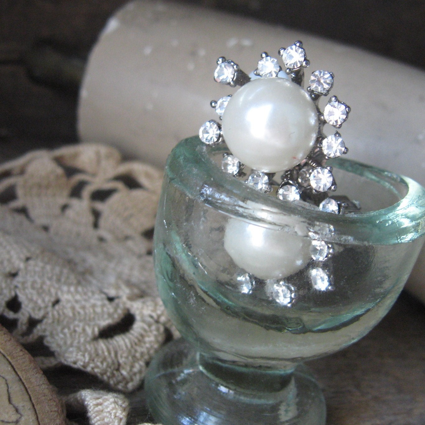earrings clip on vintage pearl and rhinestones 1950s bright and shiny