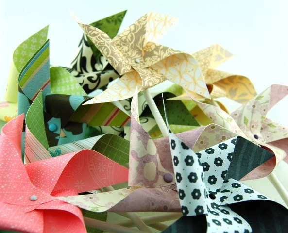 Bulk Collection Pinwheel Place Cards Promotional Hand Outs