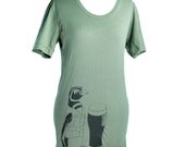 Lieutenant Green Beer Penguin Unisex Loose Crew Summer T-Shirt - Size L