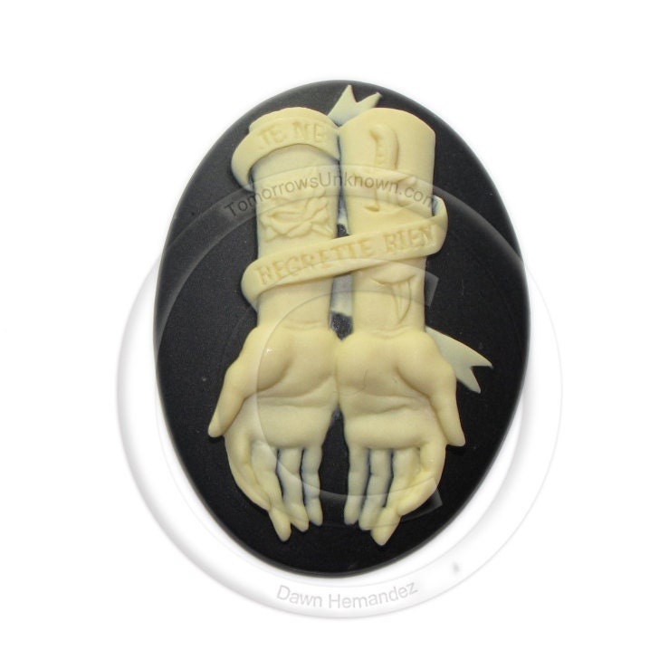 40x30mm Oval Resin Cameos - No Regrets / Je ne regrette rien - - Qty 2 pcs - - Exclusive Design