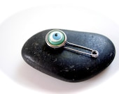 Round Green Evil eye Pin