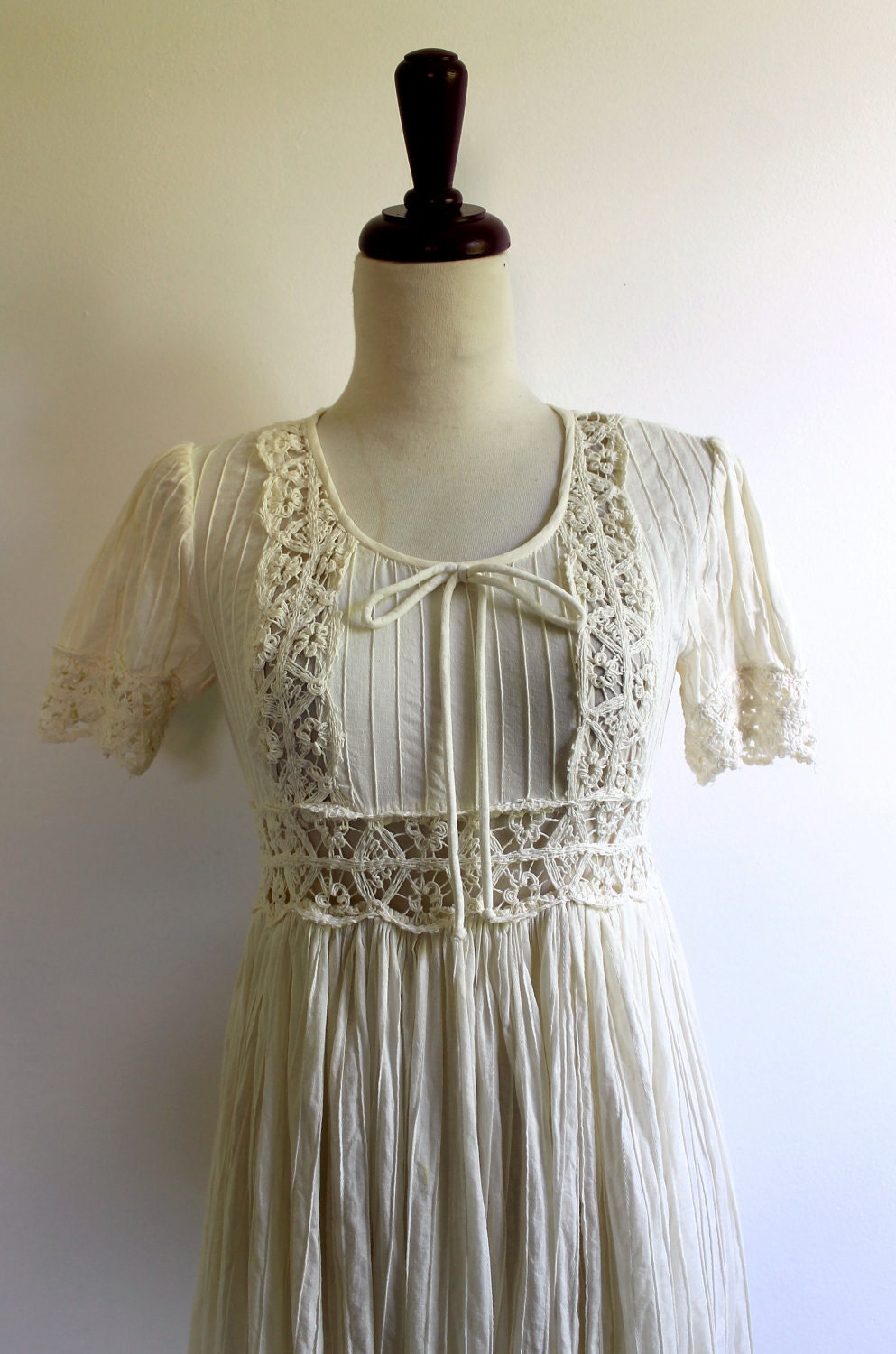 Lace Cream Dress