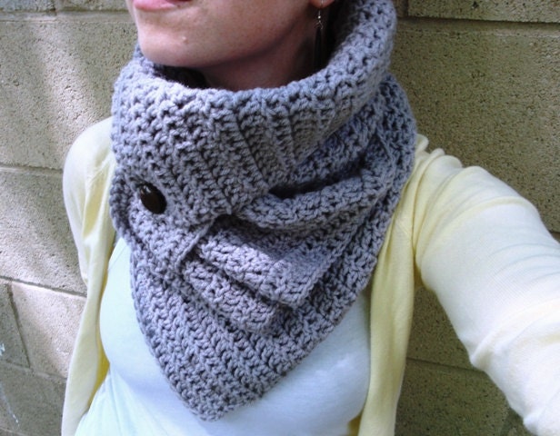 the accidental crochet cowl in CUSTOM COLOUR (vegan friendly)