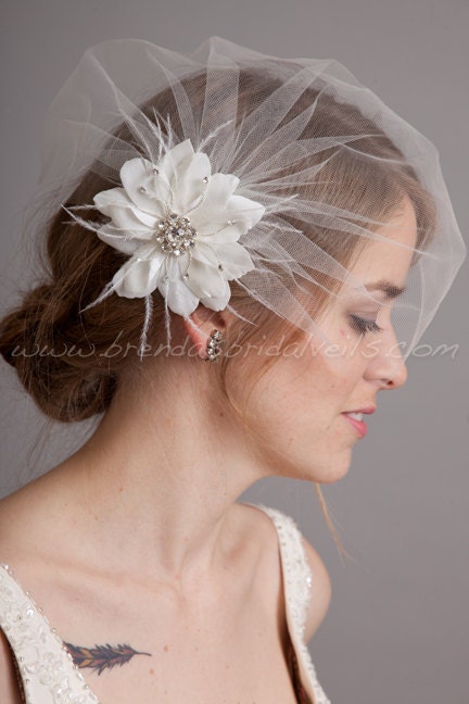 Bridal Birdcage Veil Set, Tulle Wedge Veil with Hand Cut Wild Rose Flower Fascinator, Wedding Veil Set