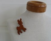 Brooch Pin Jewelry Deer Wood  Animal Accessories Vintage