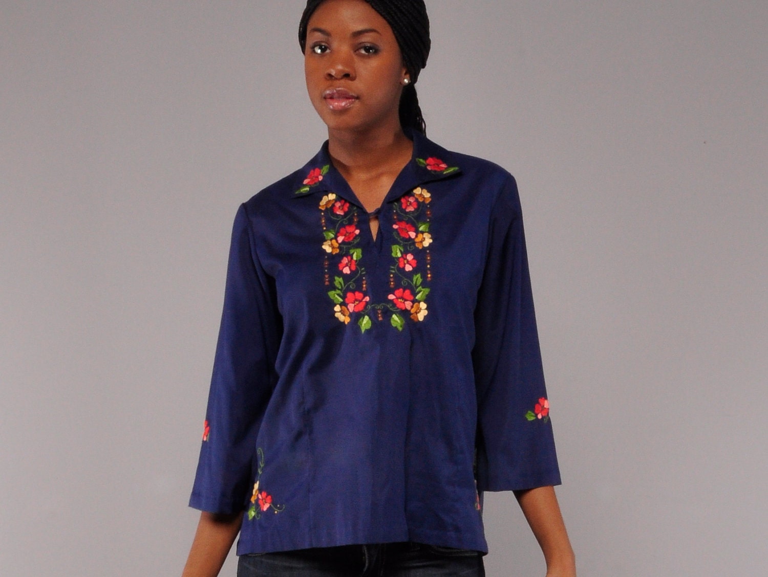Vintage Embroidered Tunic Top .. Floral Bell Sleeve Shirt .. S M