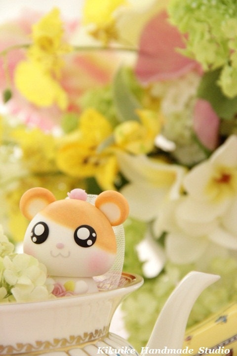 LOvely  hamster and raccoon Wedding Cake Topper