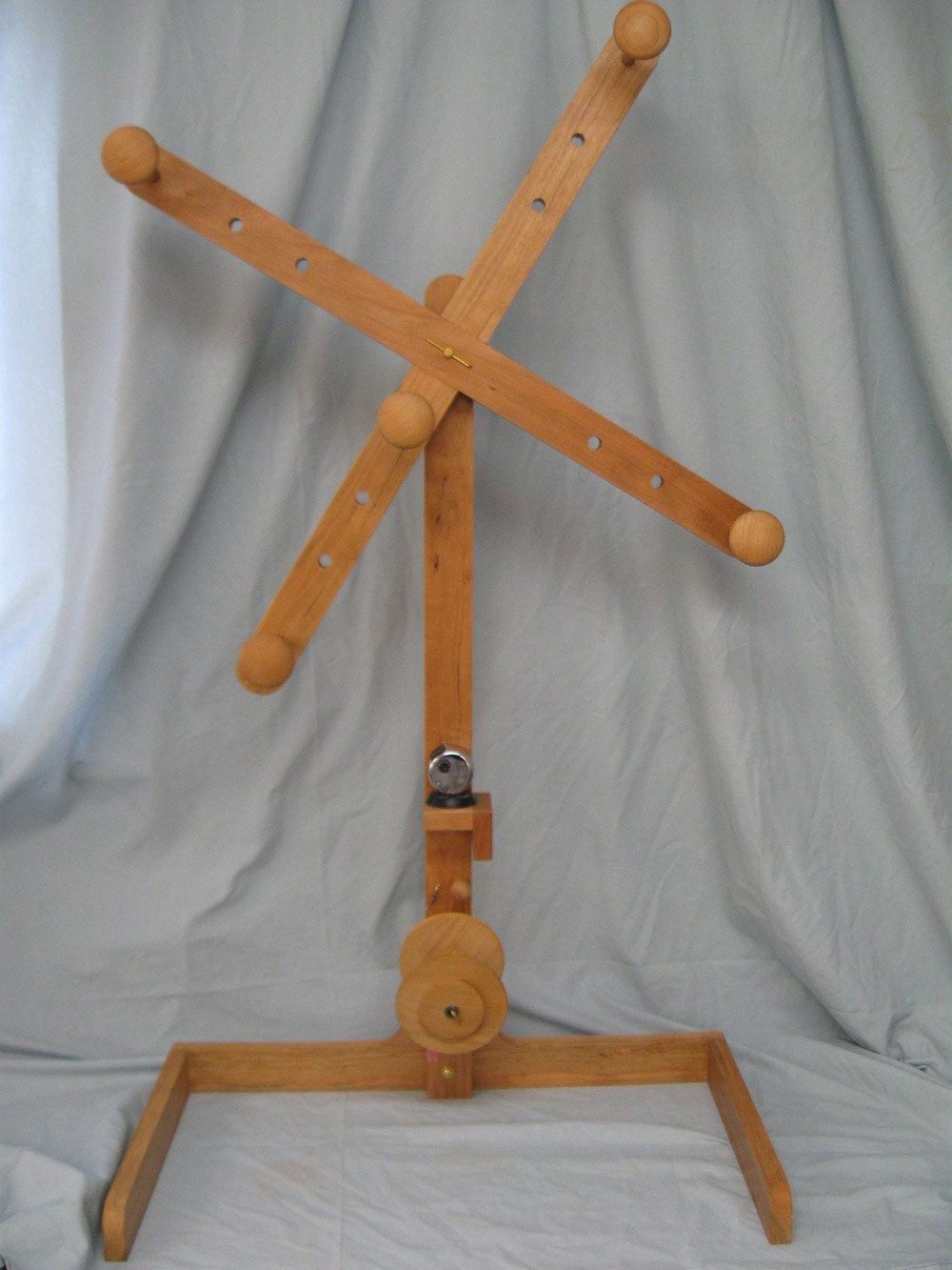 Cherry Wood Yarn Skein Winder with Counter