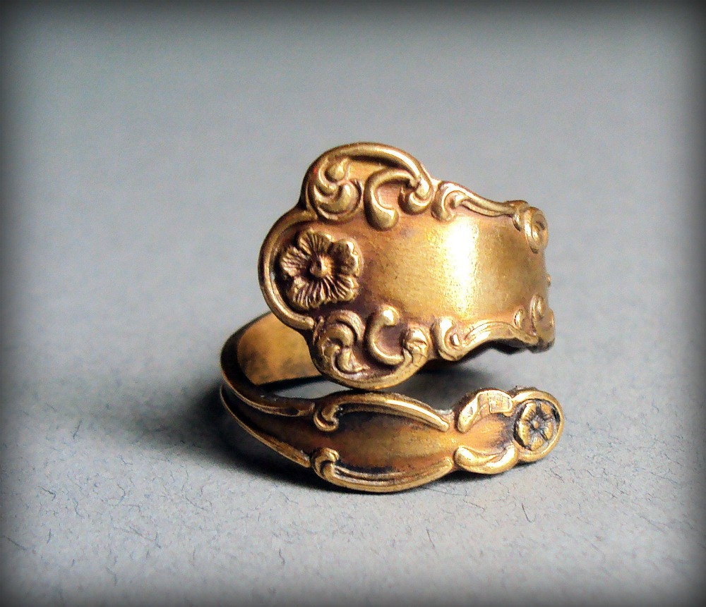 Spooning- Vintage brass spoon ring with a floral design