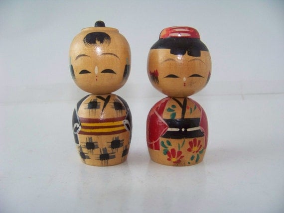Pair of Vintage 1950's Japanese Kokeshi Nodder Head Dolls