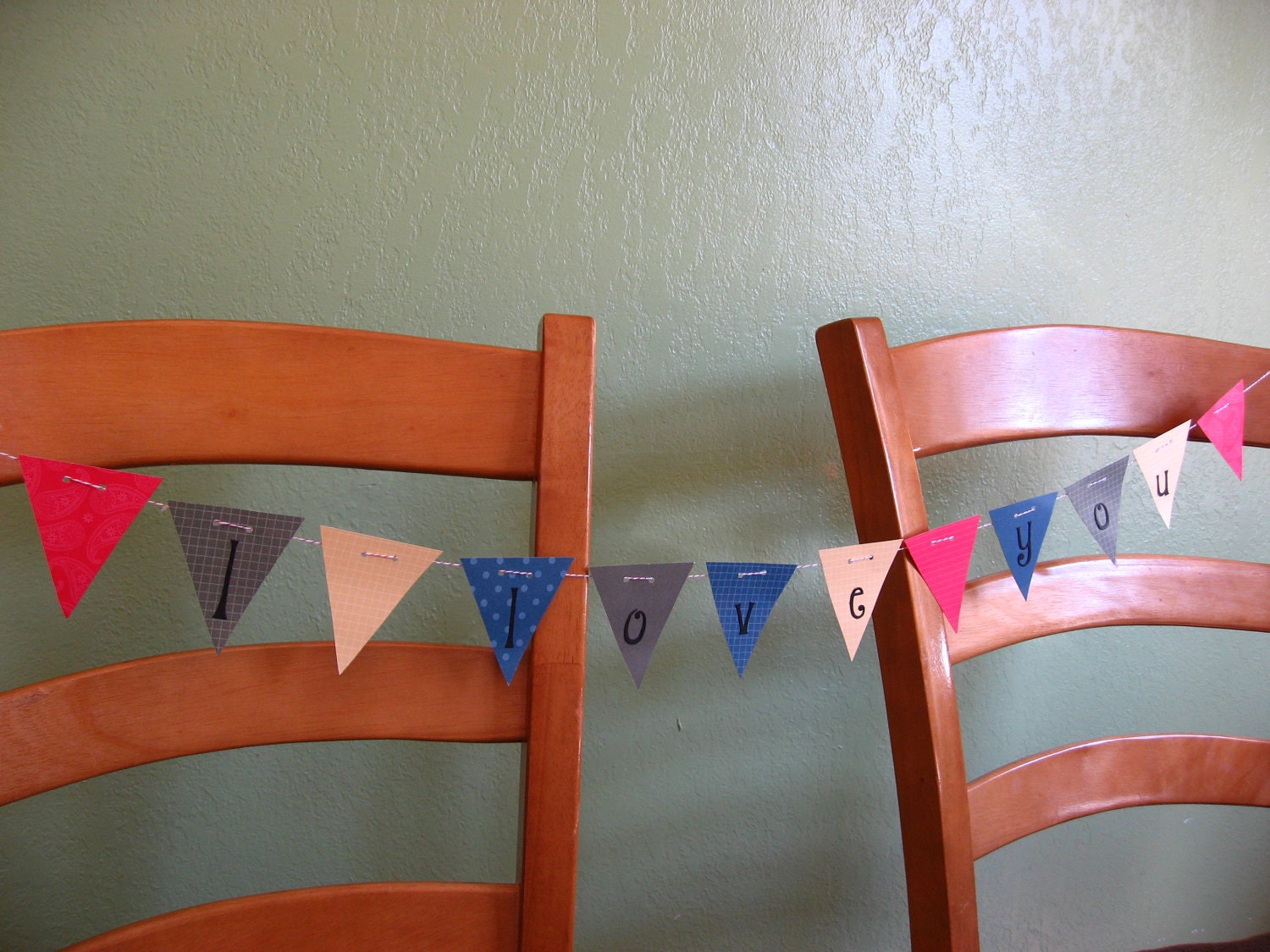 DIY mini paper banner - I love you