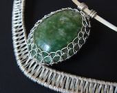 Sterling Silver and Serpentine Collar Green Hammered Netted