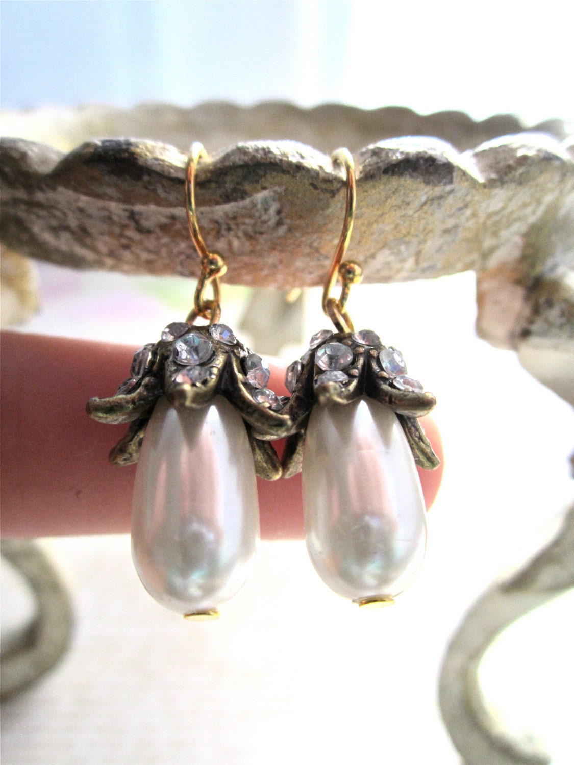 Lily Couture No.2 - Pearl Earrings