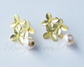 Gold Floral Bouquet Earrings