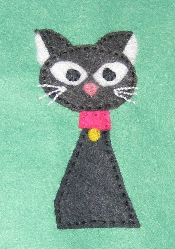 Black Cat on Green Tissue Cozy - FELTITNYC