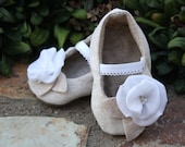 The Eloise baby shoe/bootie/slipper