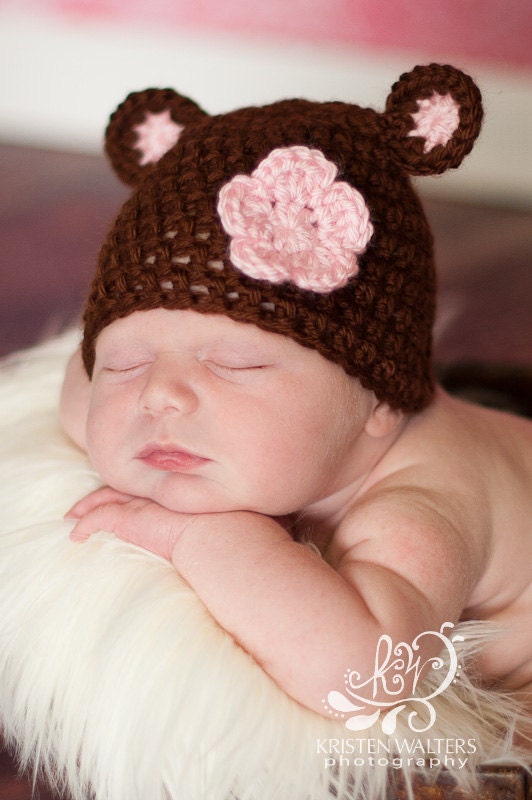 Newborn Teddybear Hat with pink flower....Hand crocheted