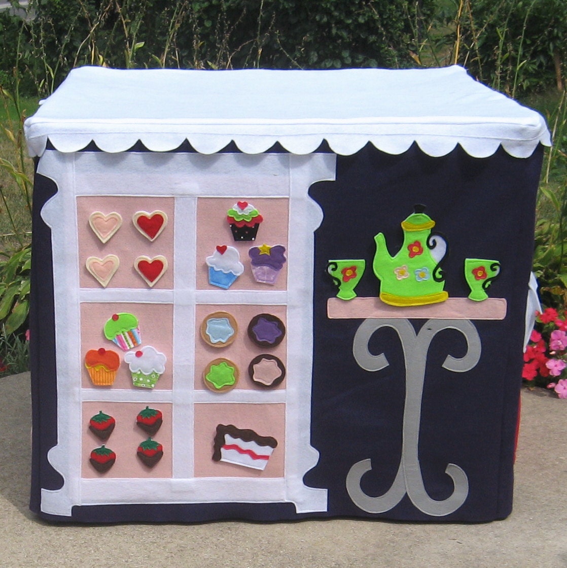 Cupcakery, Card Table Playhouse Royal Purple