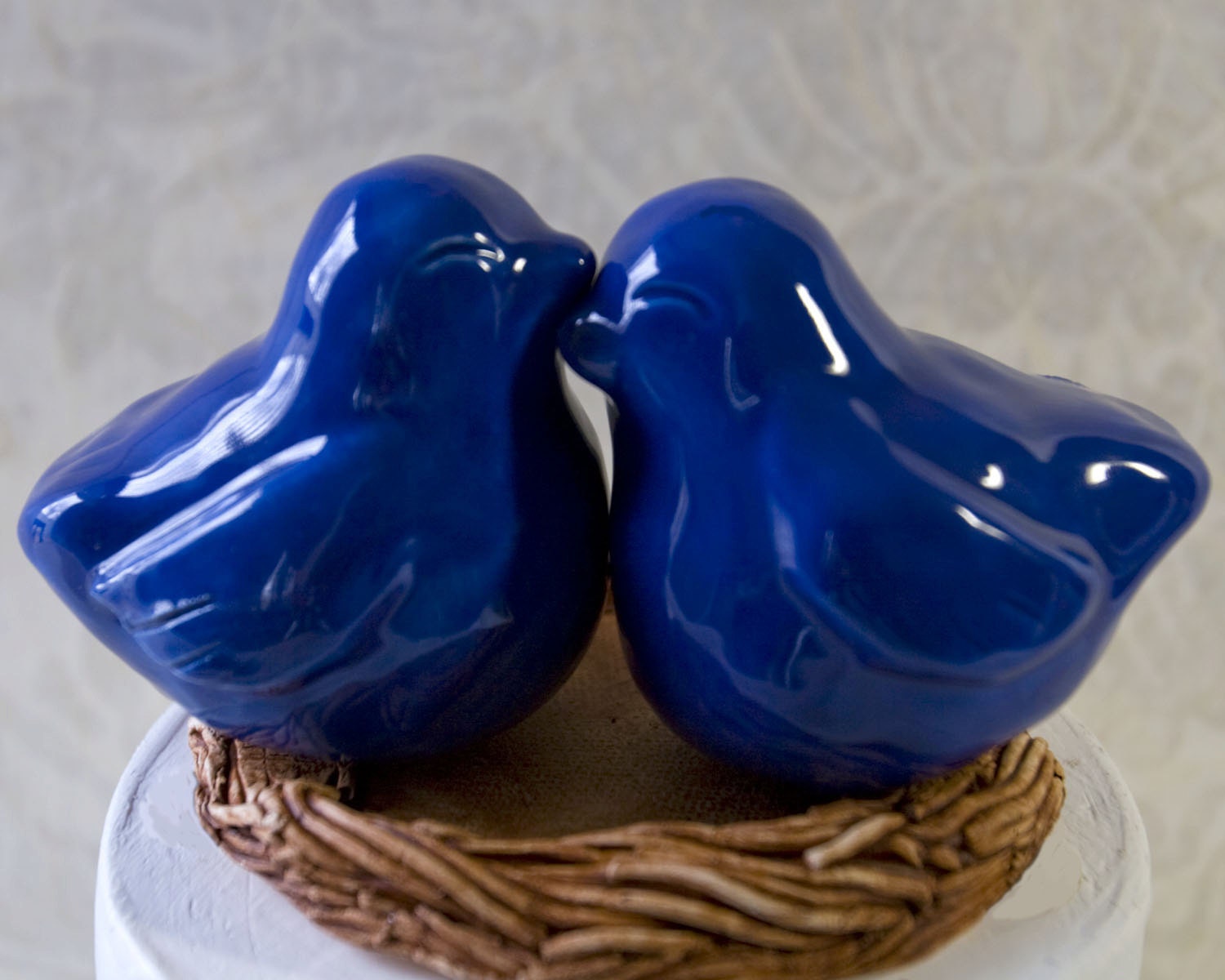 Nuzzling Royal Blue Love Bird Cake Topper