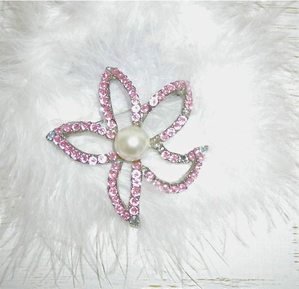 pink and white rhinestone brooch or pin with faux pearl center  - vintage wearable jewelry - shabby chic cottage decor