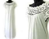 70s Cream with Floral Lace Terry Cloth Maxi Dress S