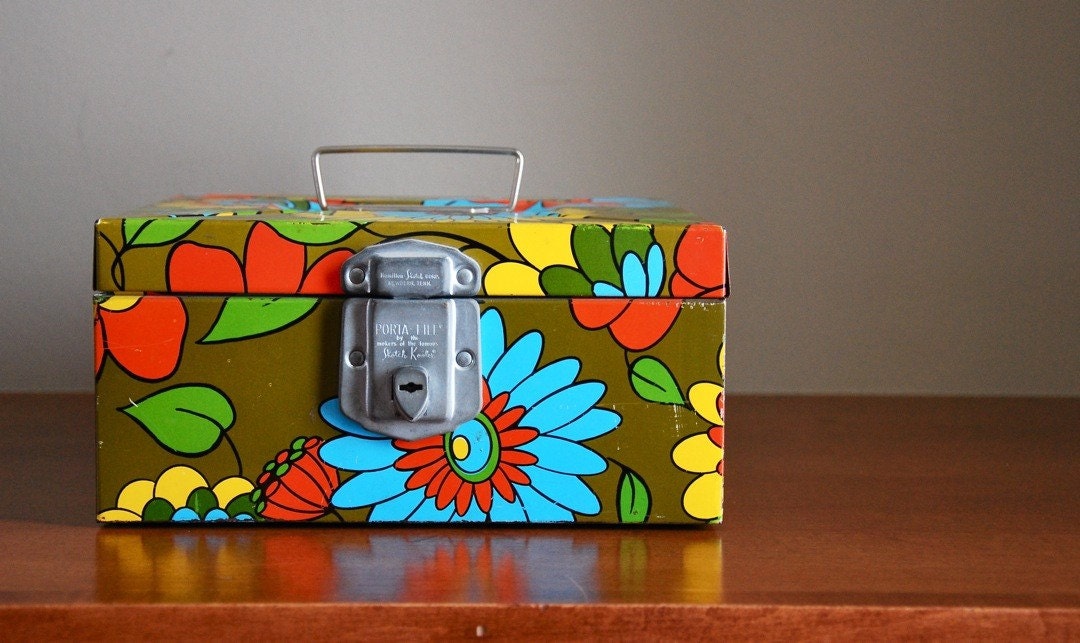 Oh So Groovy Metal File Box