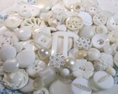 Mixed Lot 100 Vintage Sewing Buttons-Creamy Whites-Pearl Buckle