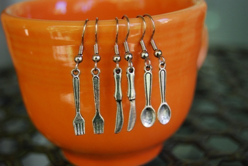 whole utensil set of earrings