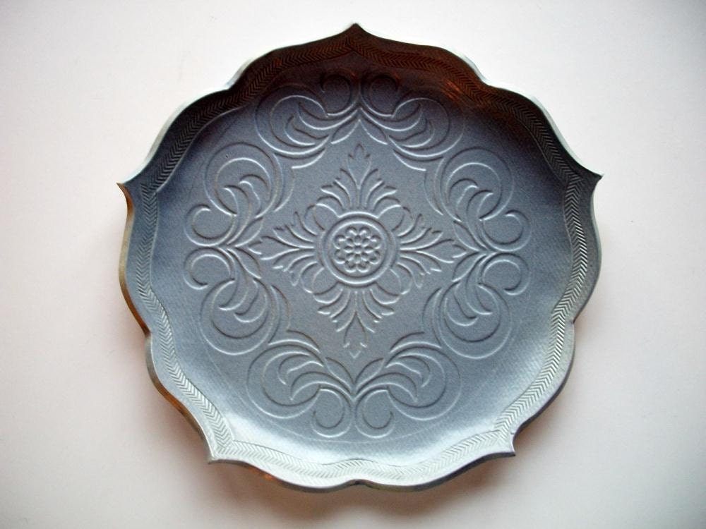 Vintage Lotus Bread Dipping Plate