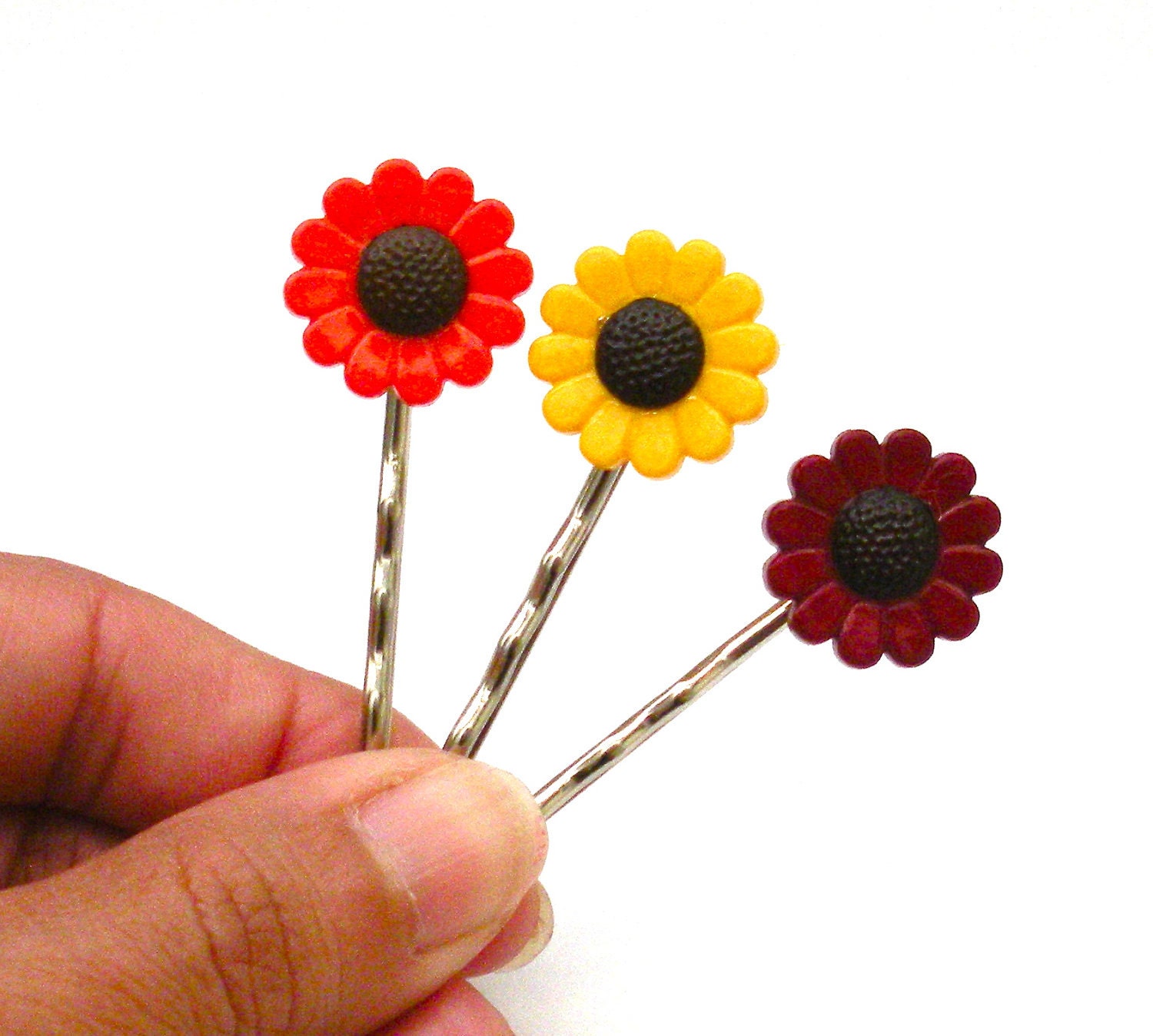 Summer in The Country Daisy Button Bobby Pins
