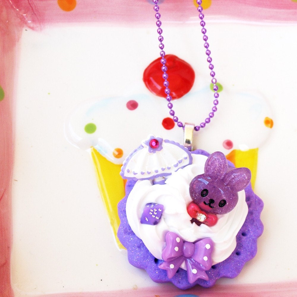 Bunny Deluxe Cookie Necklace