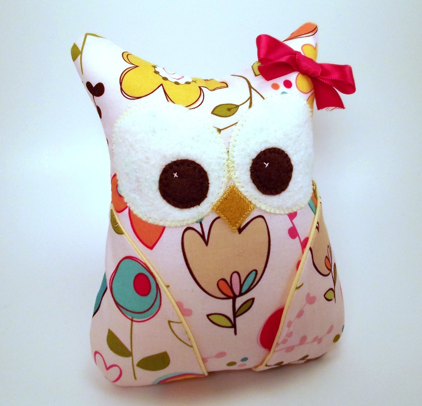 Small Plush Owl / I Sew Lucky/