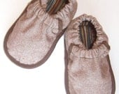 Natural Brown Slip-on Shoes - Etsy Holidays