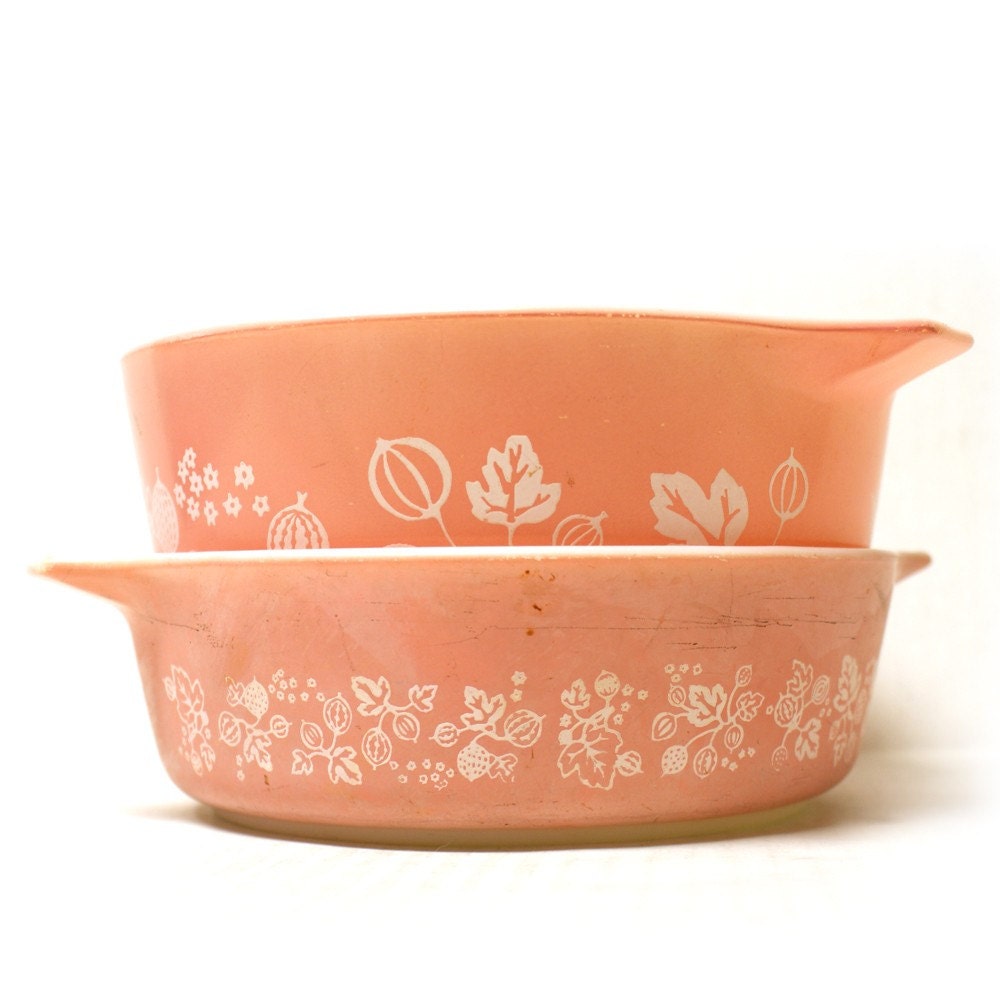 Set of 2 Vintage Pink Gooseberry Pyrex Casserole Dishes