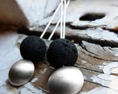Magma earrings, Matte silver earrings, simple and contemporary design to wear all day, long earrings and lightweight.