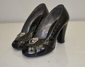 size 4 Solitaire rhinestone 40s peeptoe heels