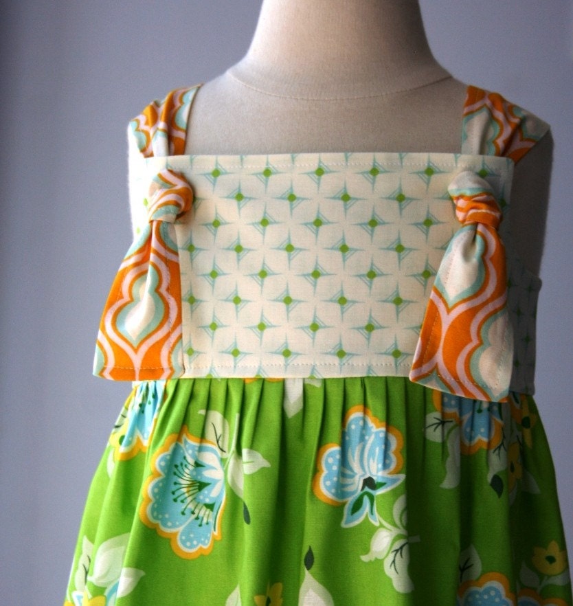 SALE Erin Knot Dress...Kissing Kumquats