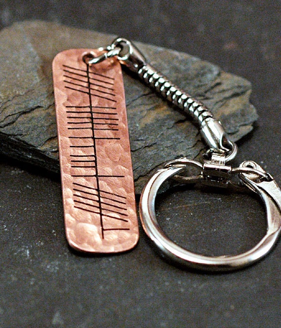 Brother / Bráthair Gaelic Ogham Keychain - hammered copper